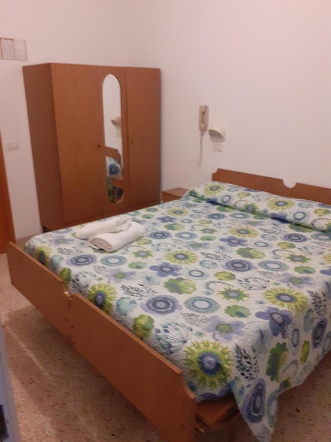 Hotel Rossini Rimini Dış mekan fotoğraf